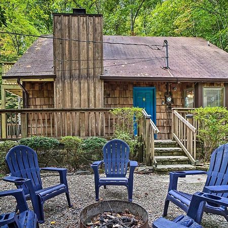 Rustic Sevierville Cabin Hot Tub And Mountain Views Exterior photo