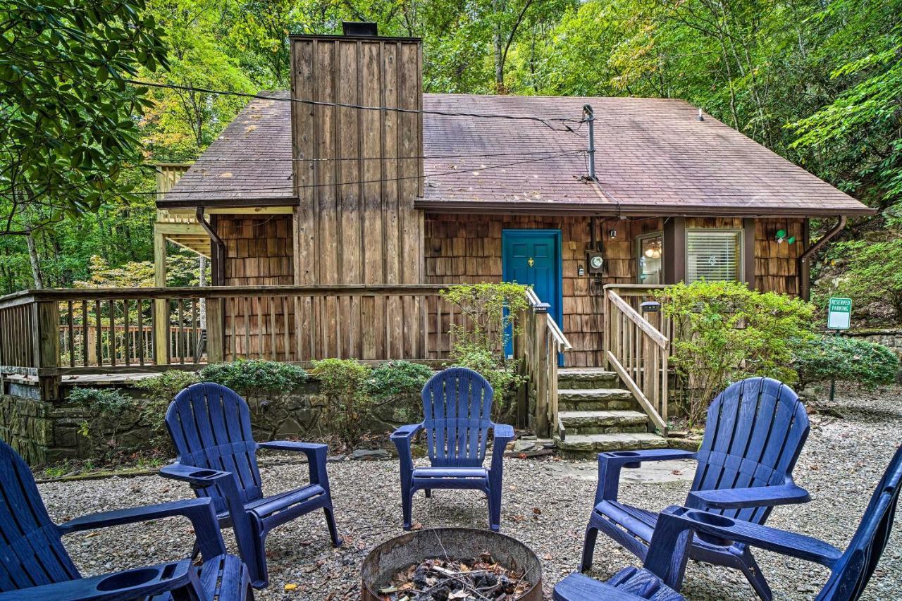 Rustic Sevierville Cabin Hot Tub And Mountain Views Exterior photo